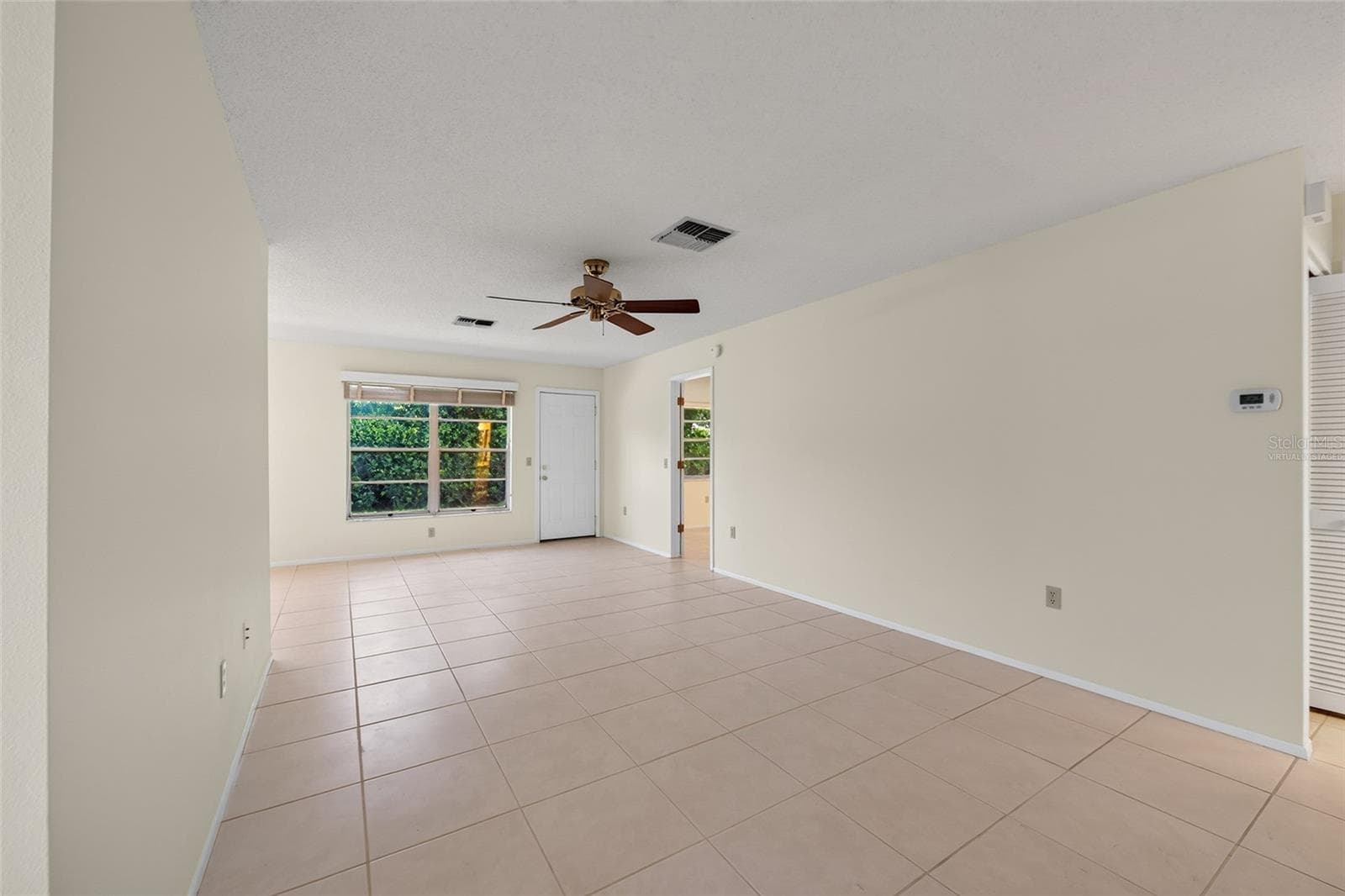 Virtually Staged Living Room- 9545 Danville Court, #42, New Port Richey, FL 34655Wedgewood Village Condos in Heritage Lake - 9545 DANVILLE CT #42, NEW PORT RICHEY