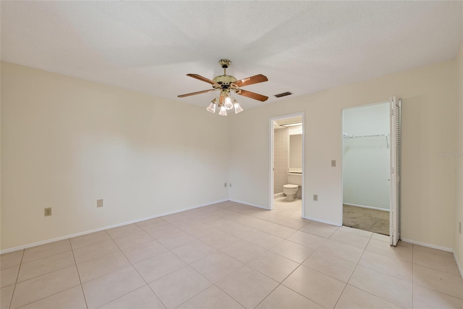 Primary Bedroom- 9545 Danville Court, #42, New Port Richey, FL 34655Wedgewood Village Condos in Heritage Lake - 9545 DANVILLE CT #42, NEW PORT RICHEY