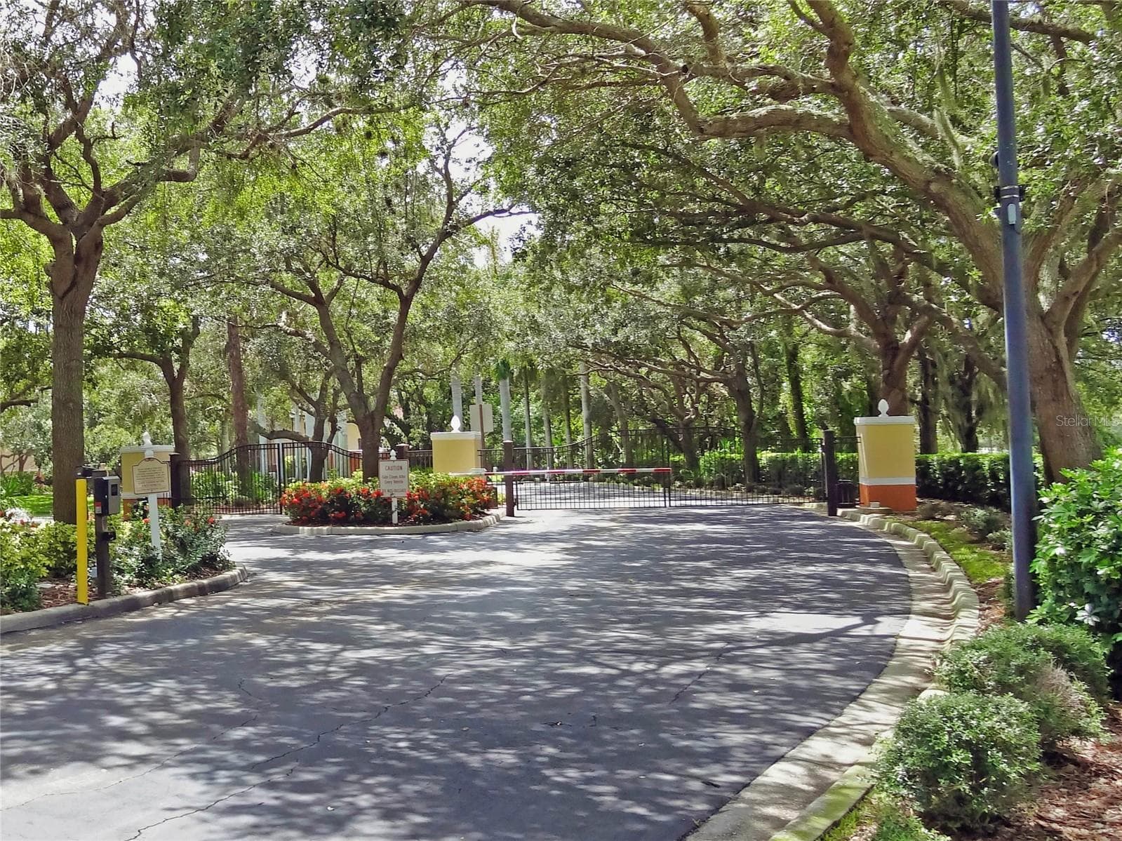 gated entry - 4138 CENTRAL SARASOTA PKWY #1521, SARASOTA
