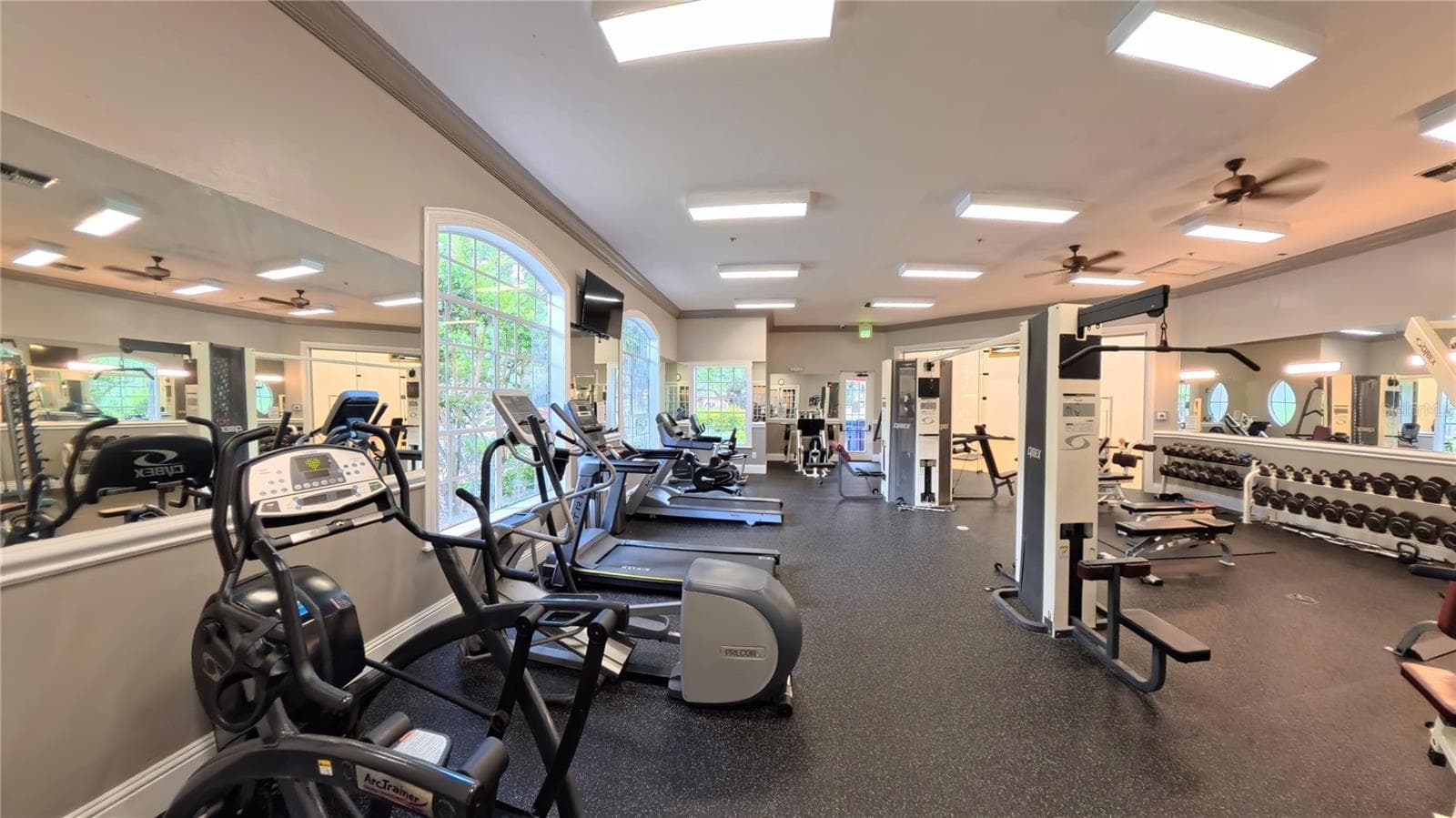 Fitness Center - 4138 CENTRAL SARASOTA PKWY #1521, SARASOTA