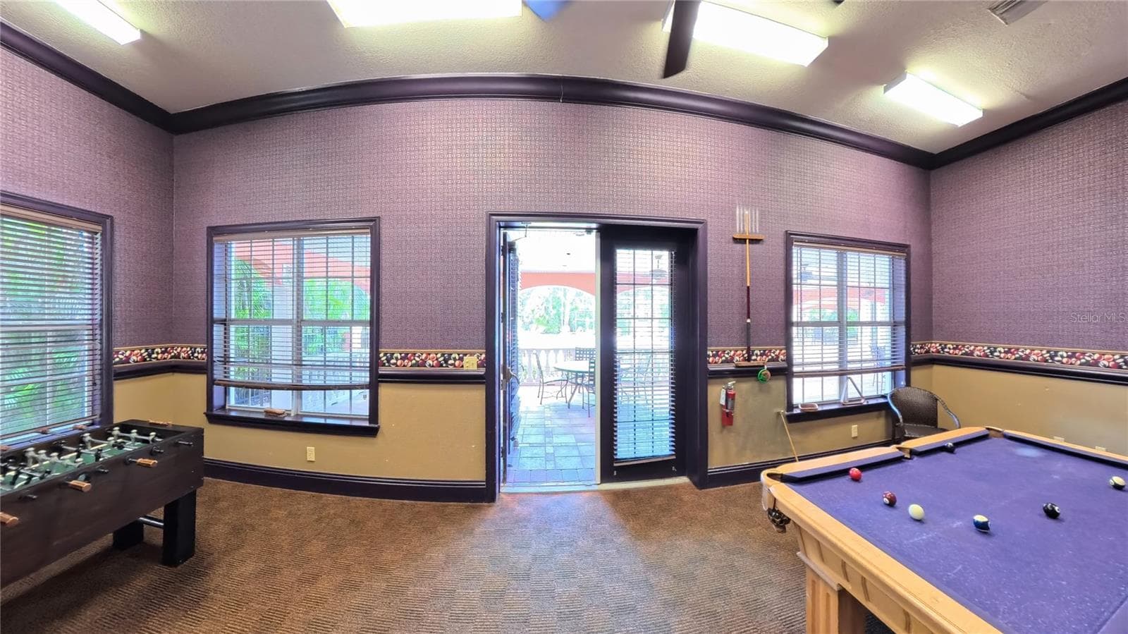 billiards and foosball - 4138 CENTRAL SARASOTA PKWY #1521, SARASOTA