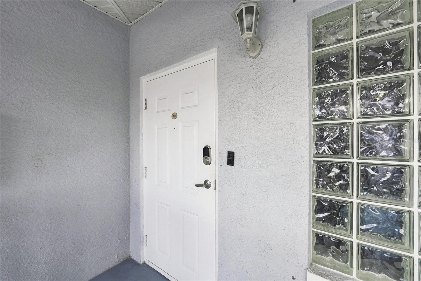 Unit #410 entryway - 8423 BERNWOOD COVE LOOP #410, FORT MYERS