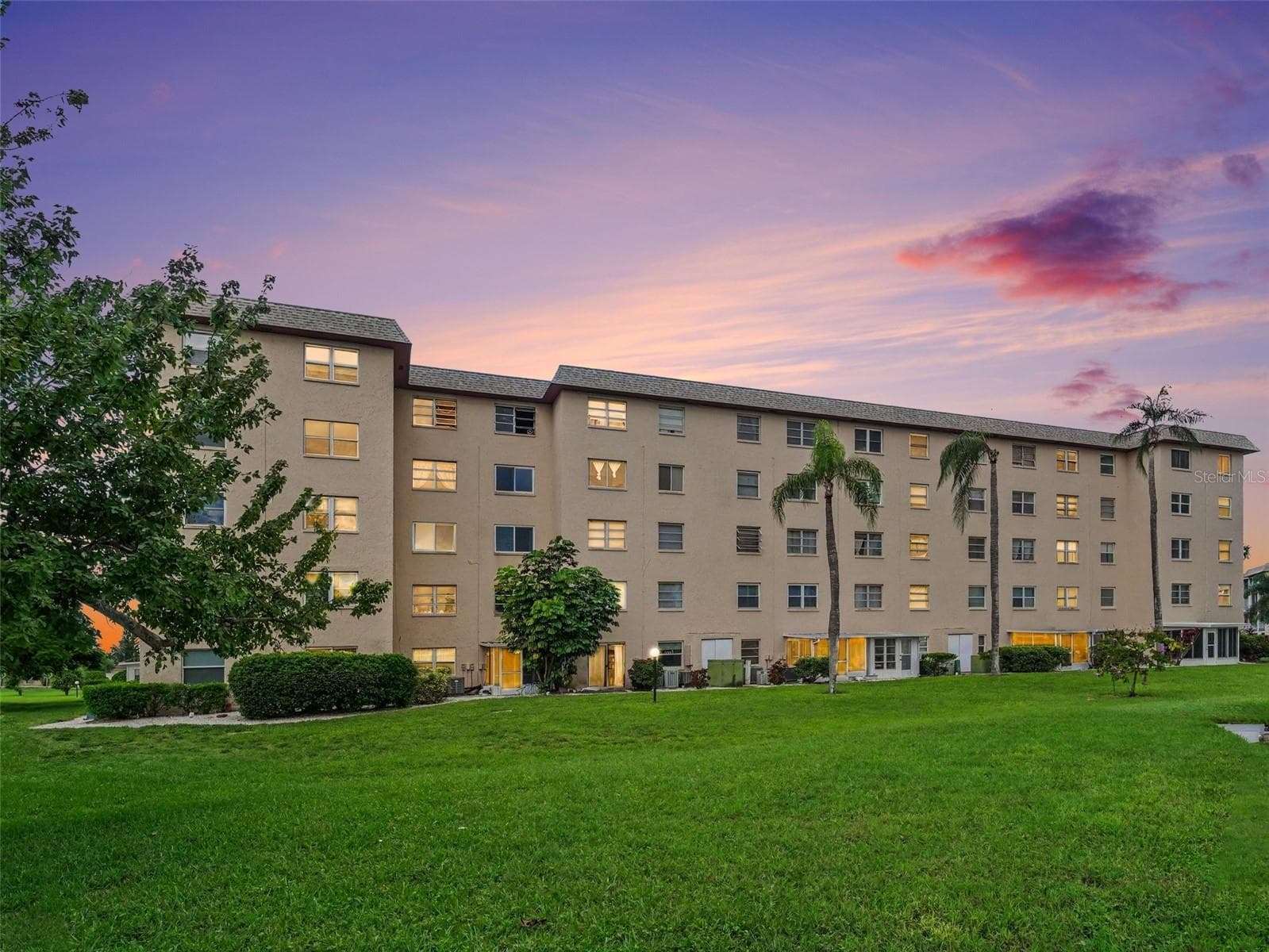 4137 LAKE BAYSHORE DR #C505