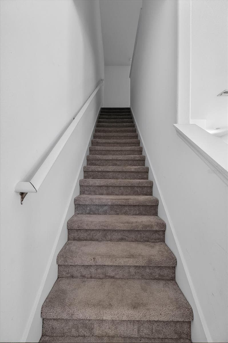 Townhouse at 5226 FORUM BLVD, HOLIDAY, photo 42 of 56