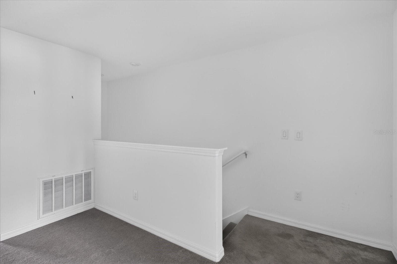 Townhouse at 5226 FORUM BLVD, HOLIDAY, photo 44 of 56