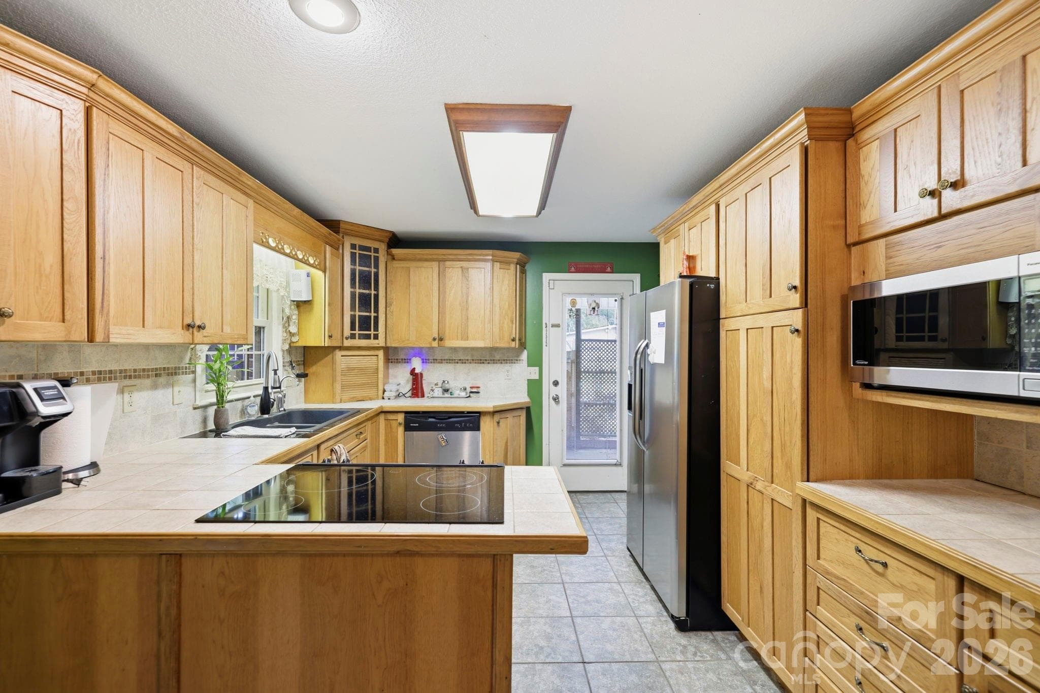 Kitchen - 10687 Cruso Road, Canton