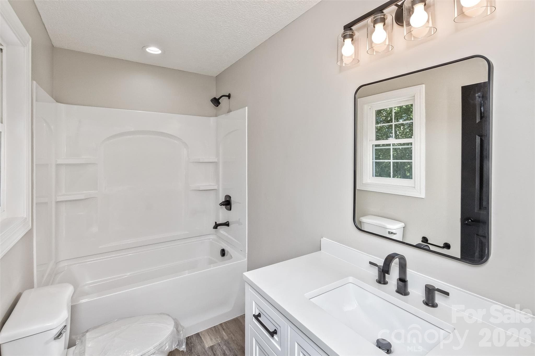 Master bath - 340 Matthew Lane, Canton