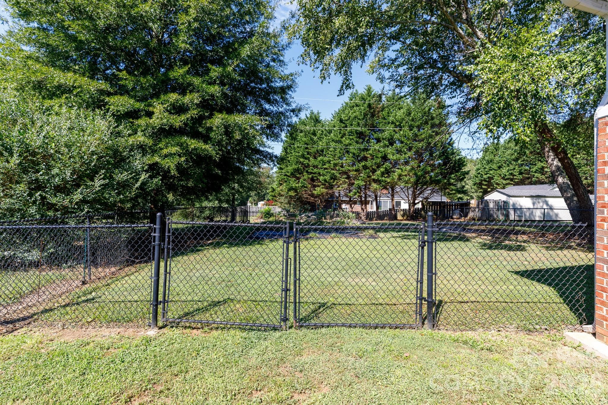 Fenced Area for Children, Pets or Gardening - 411 Cherokee National Highway, Gaffney