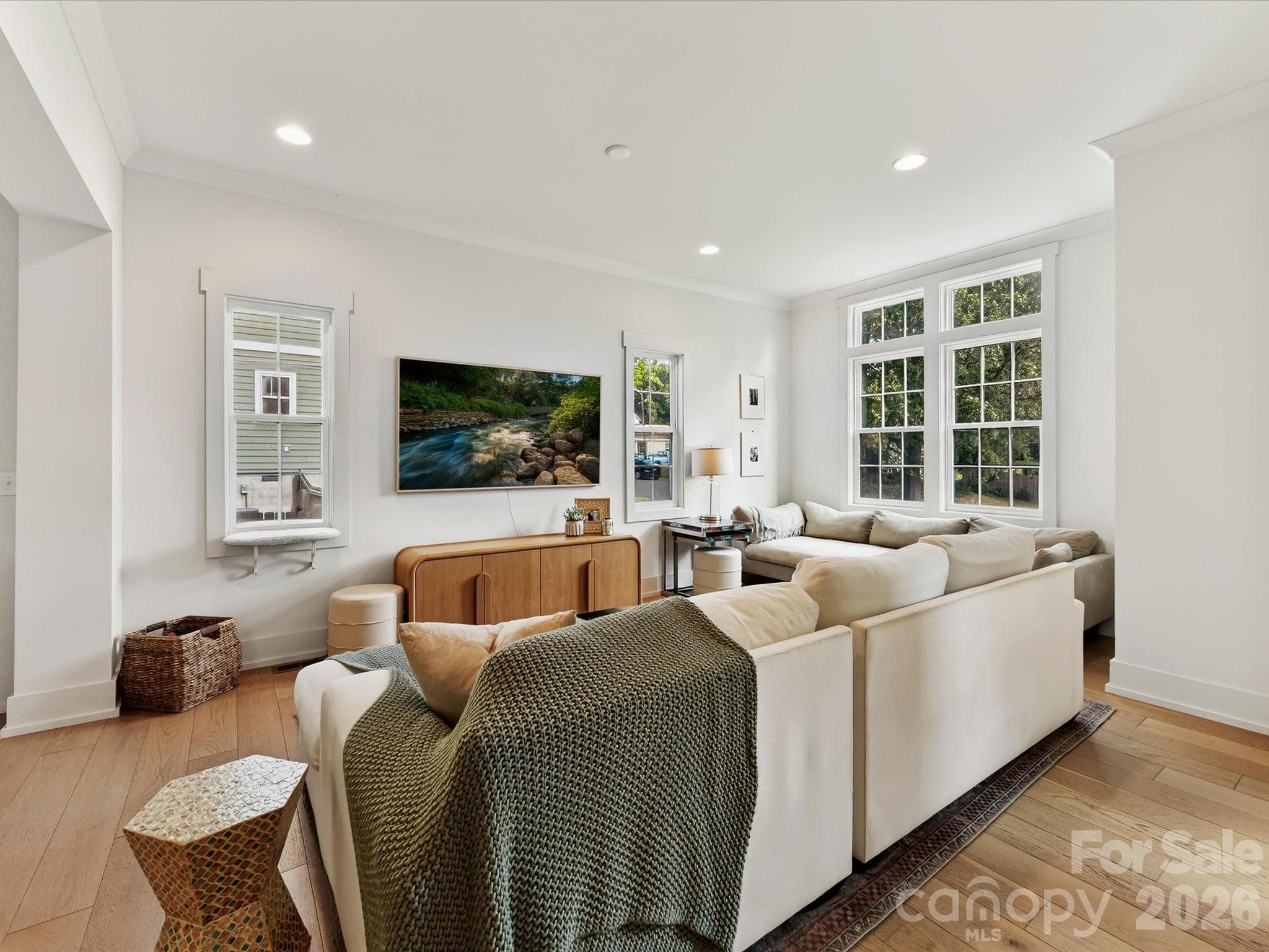 Single Family Residence at 2405 Marlowe Avenue, Charlotte, photo 6 of 32