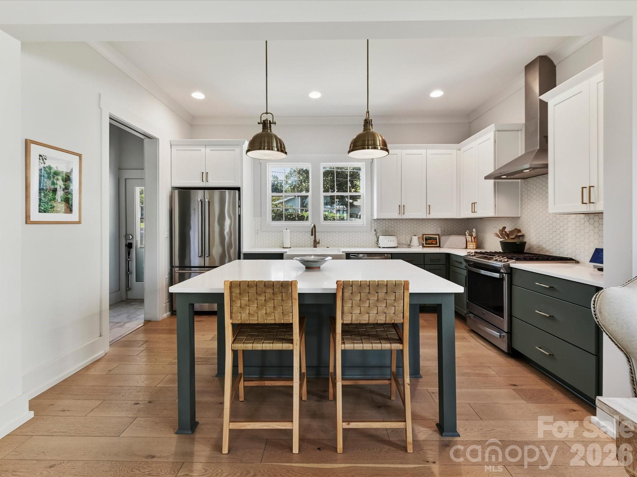 Single Family Residence at 2405 Marlowe Avenue, Charlotte, photo 10 of 32