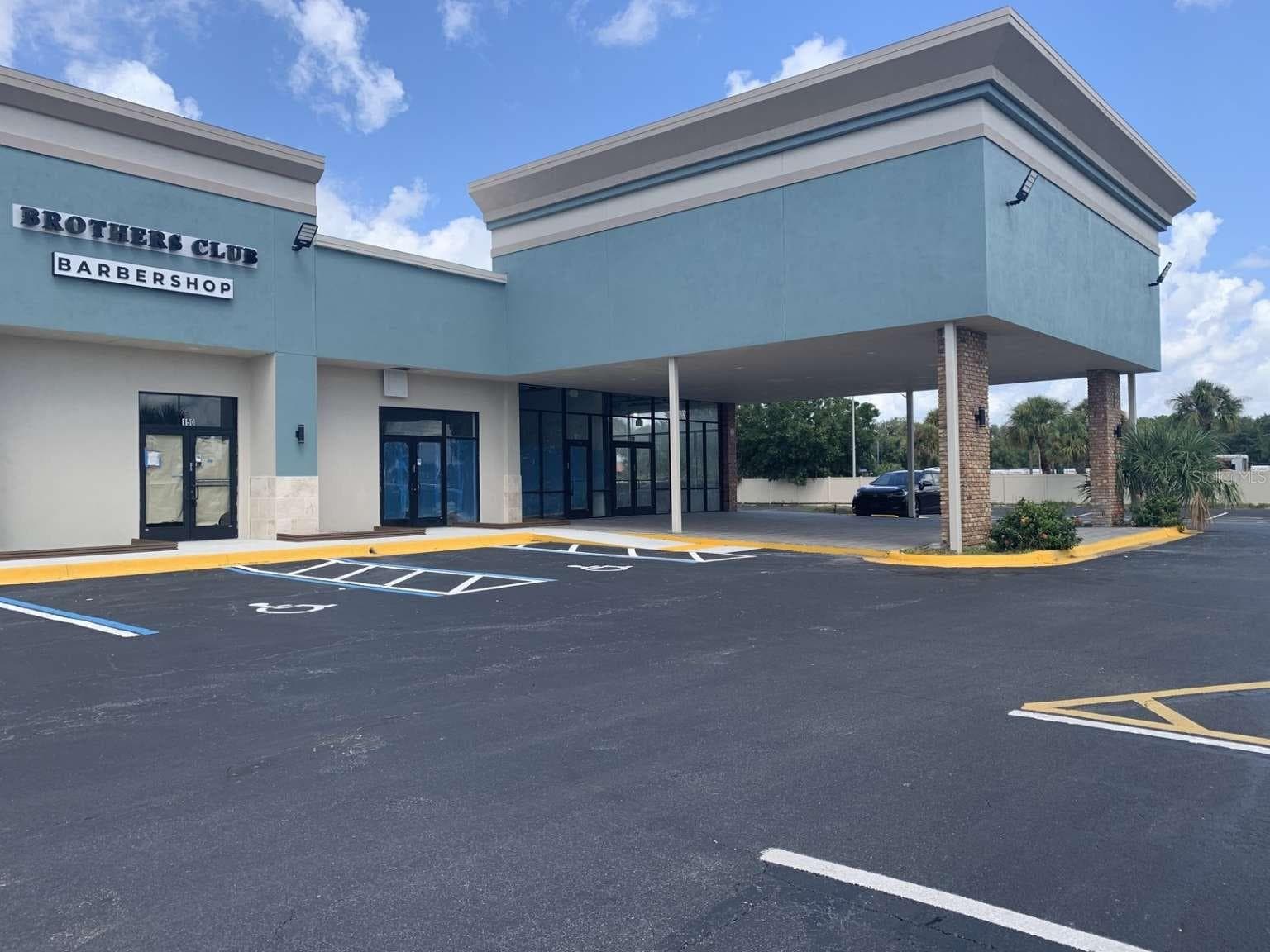 Condo - Hotel at 7900 S ORANGE BLOSSOM TRL #1117, ORLANDO, photo 2 of 13