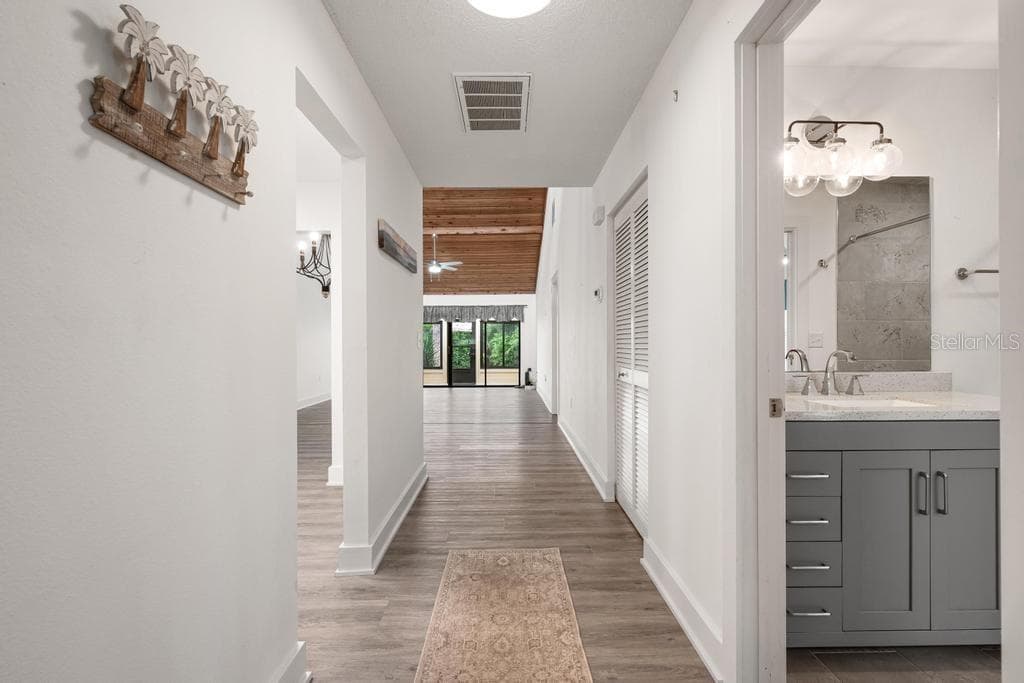 Condominium at 7623 4TH AVE W #7623, BRADENTON, photo 4 of 46