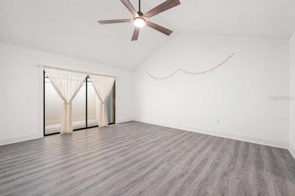 Primary Bedroom - 7623 4TH AVE W #7623, BRADENTON