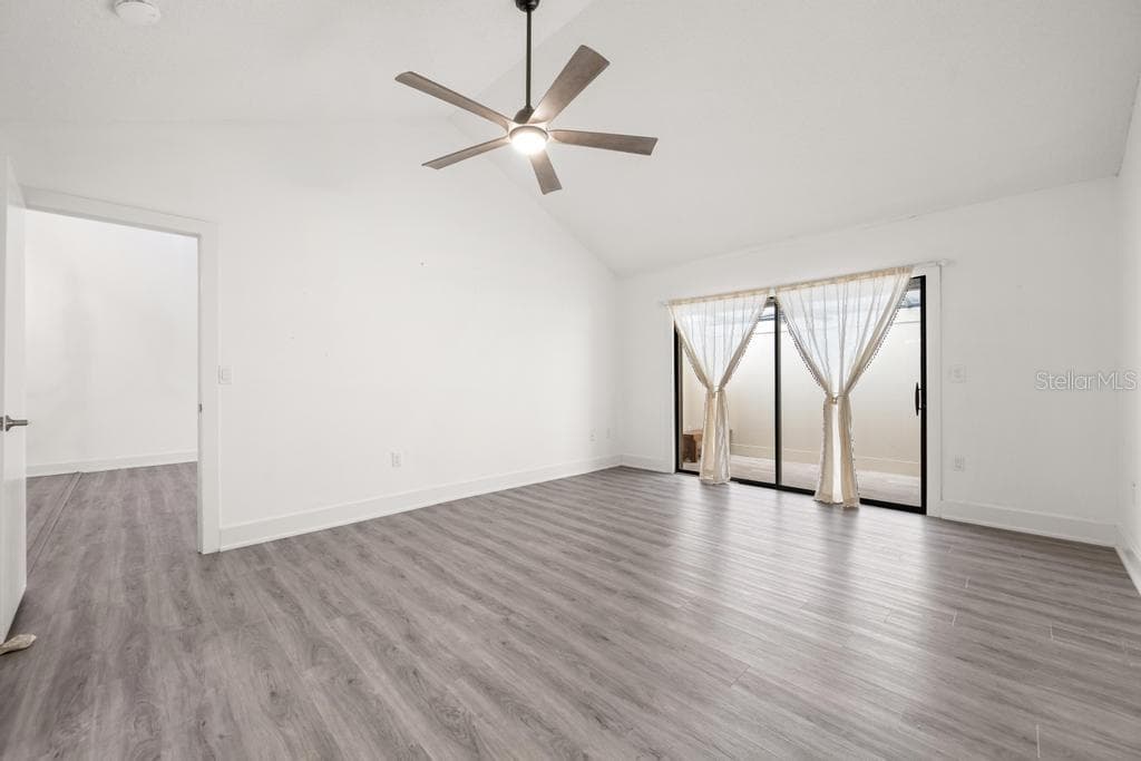 Primary Bedroom - 7623 4TH AVE W #7623, BRADENTON