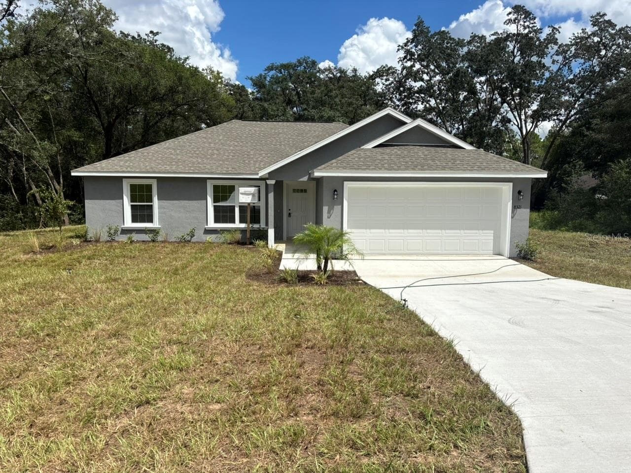 8321 N VINCE DR