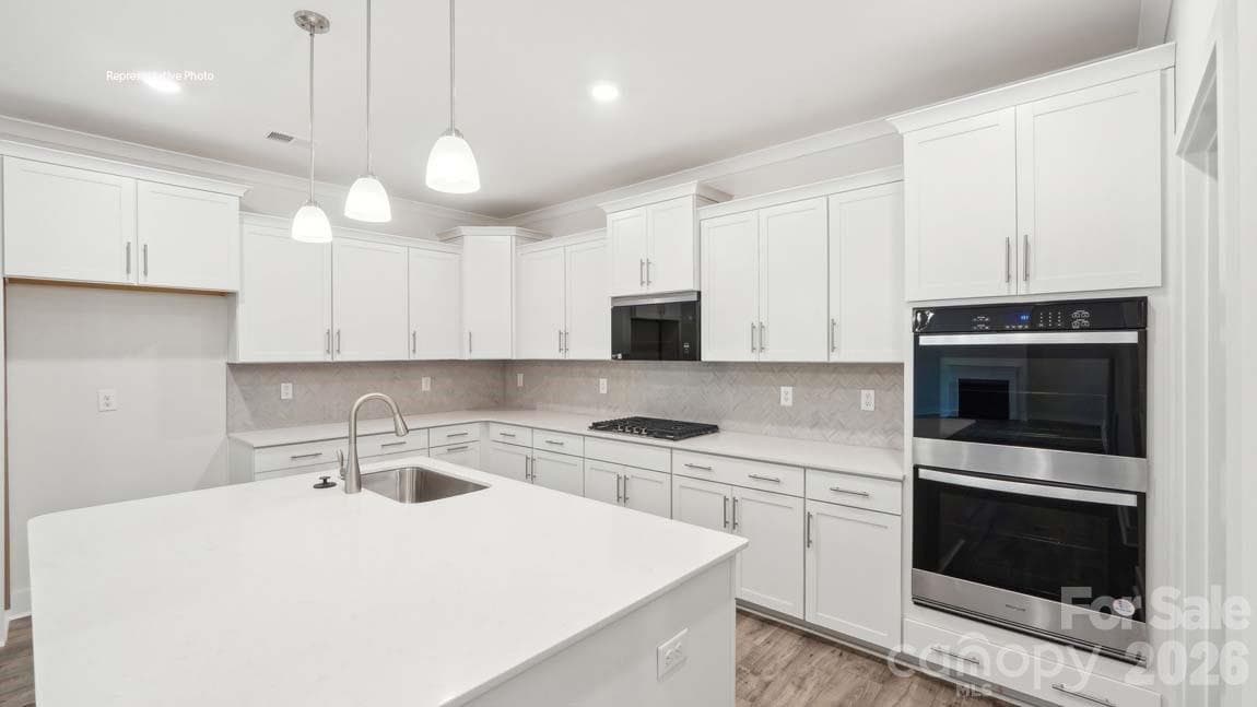Single Family Residence at 6015 Shady Terrace Lane, York, photo 8 of 37
