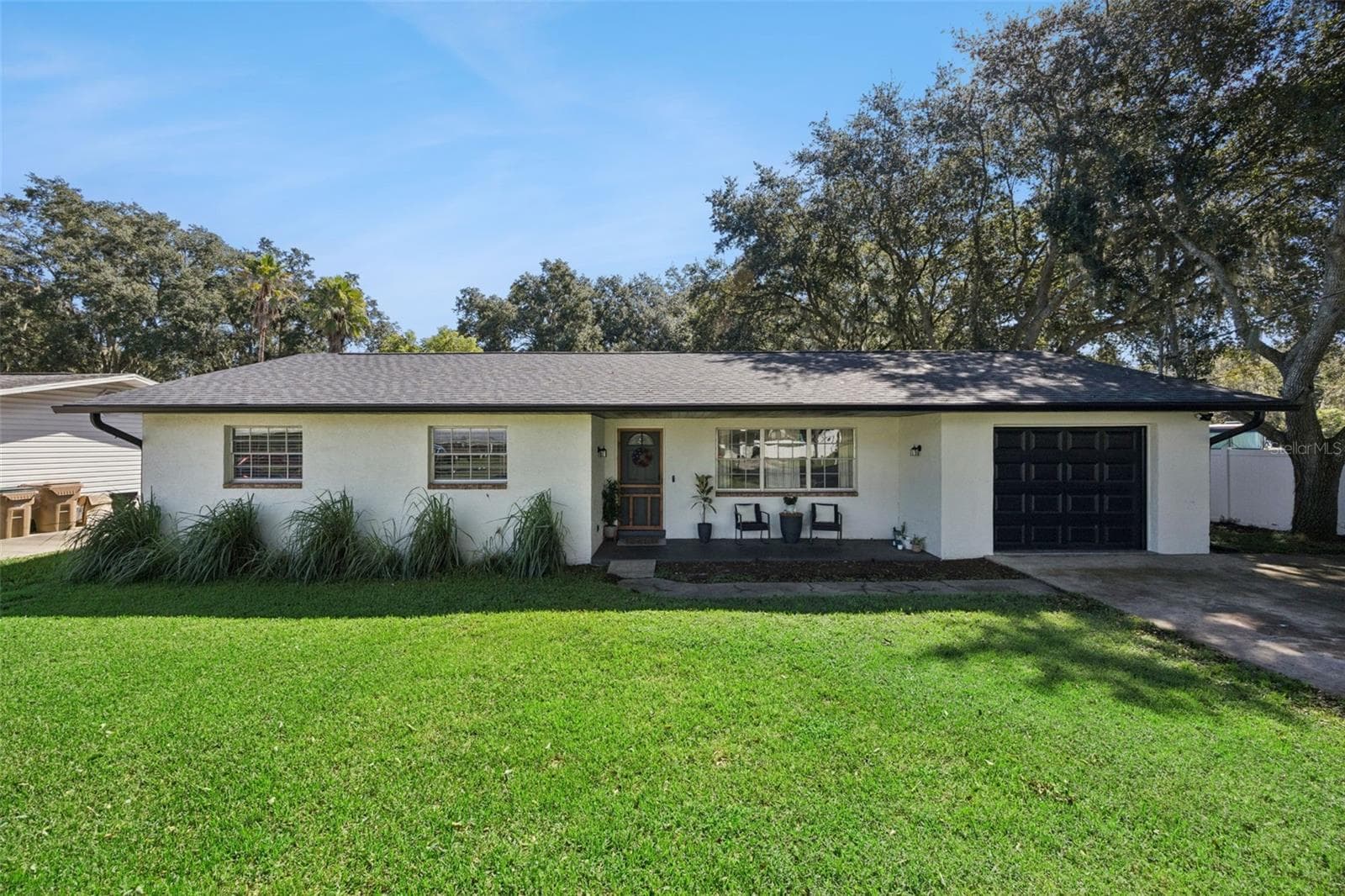 27544 LISA DR