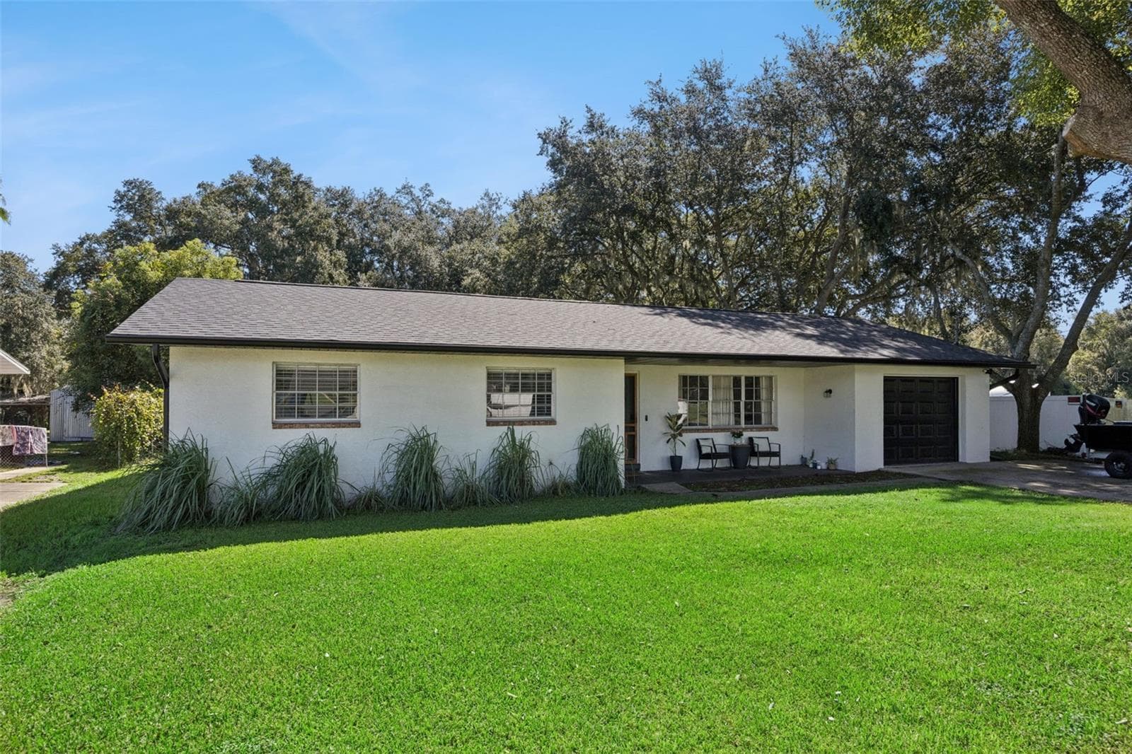 Single Family Residence at 27544 LISA DR, TAVARES, photo 2 of 44