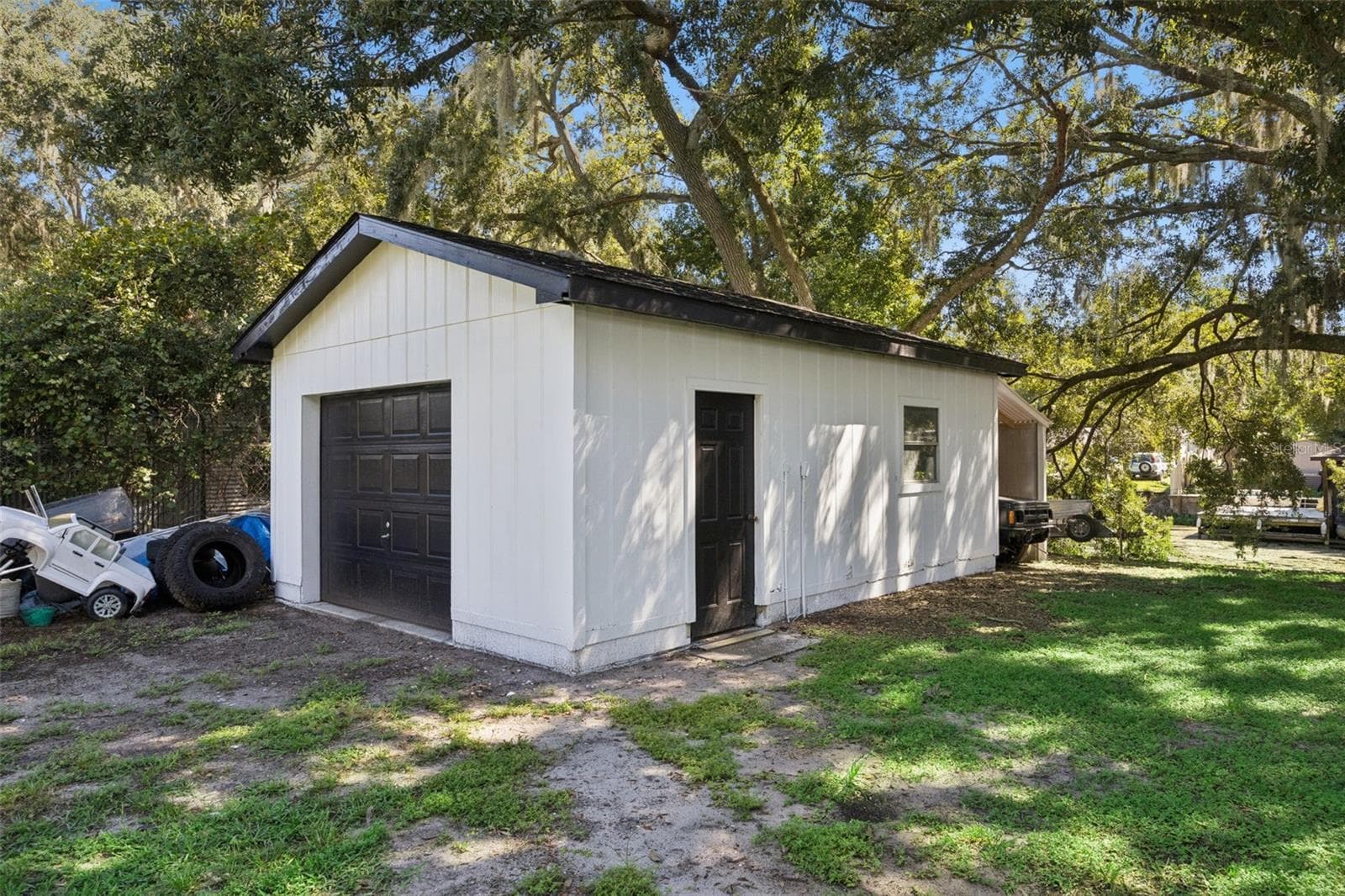 Single Family Residence at 27544 LISA DR, TAVARES, photo 31 of 44