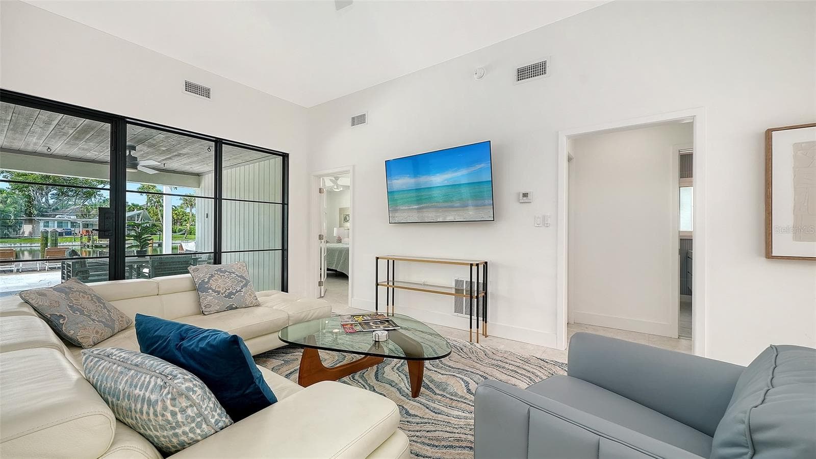 Single Family Residence at 556 N WASHINGTON DR, SARASOTA, photo 12 of 65
