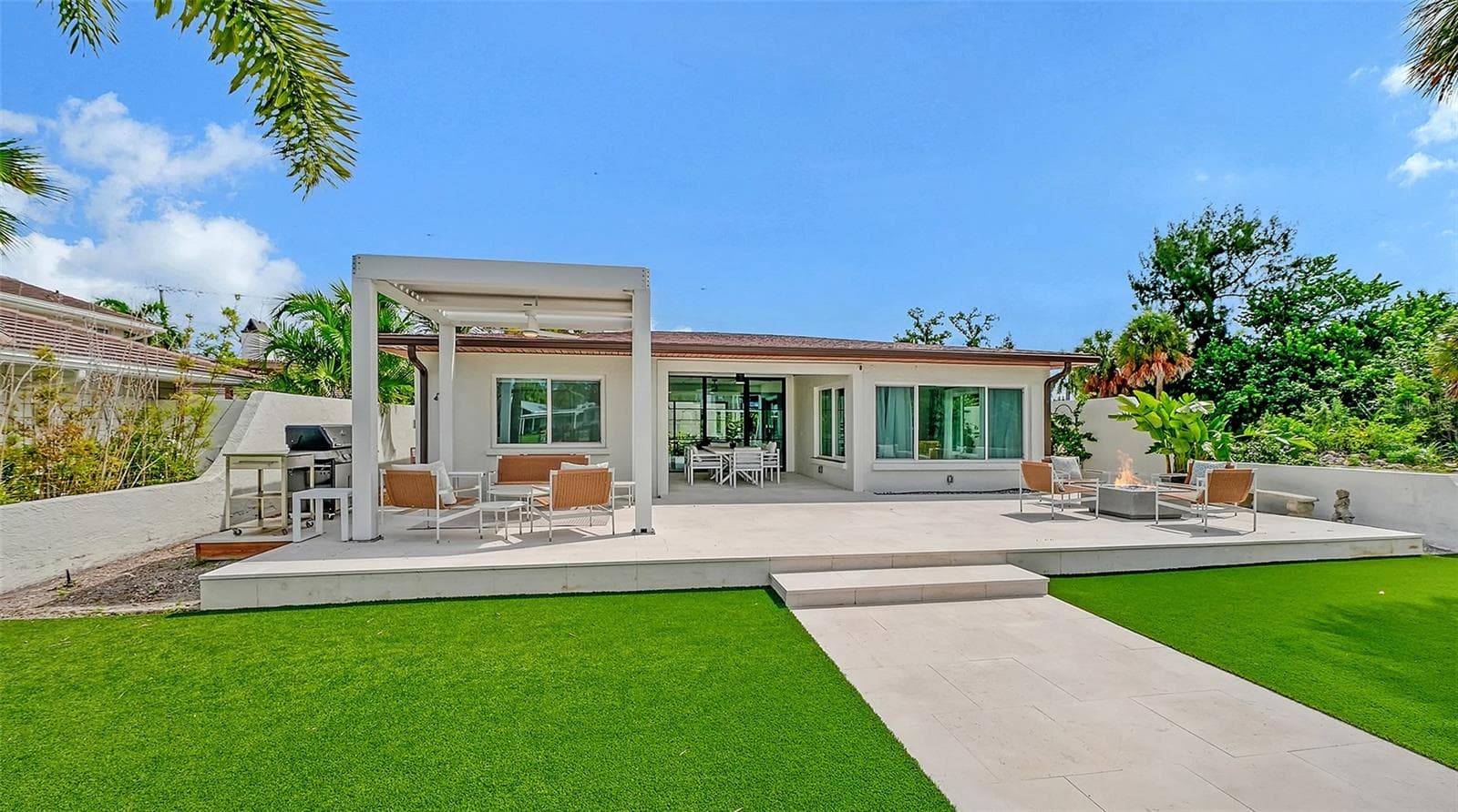 Single Family Residence at 556 N WASHINGTON DR, SARASOTA, photo 44 of 65