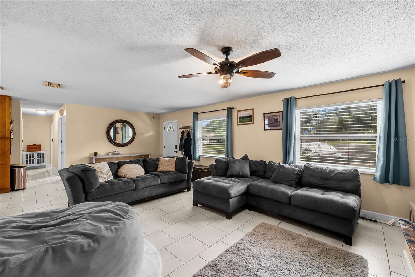 Single Family Residence at 11199 TEMPLE AVE, SEMINOLE, photo 8 of 36