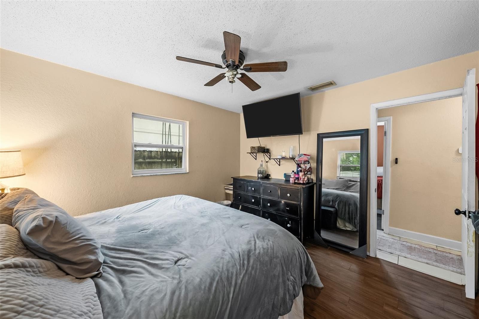 Single Family Residence at 11199 TEMPLE AVE, SEMINOLE, photo 21 of 36