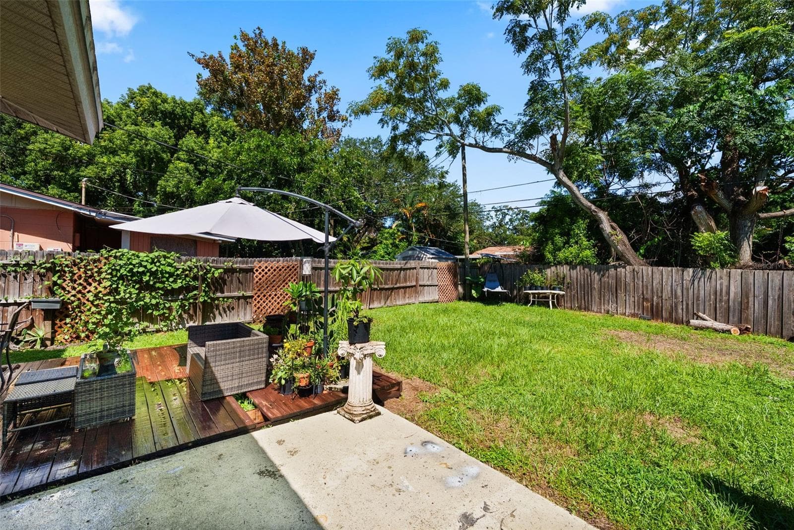 Single Family Residence at 11199 TEMPLE AVE, SEMINOLE, photo 33 of 36