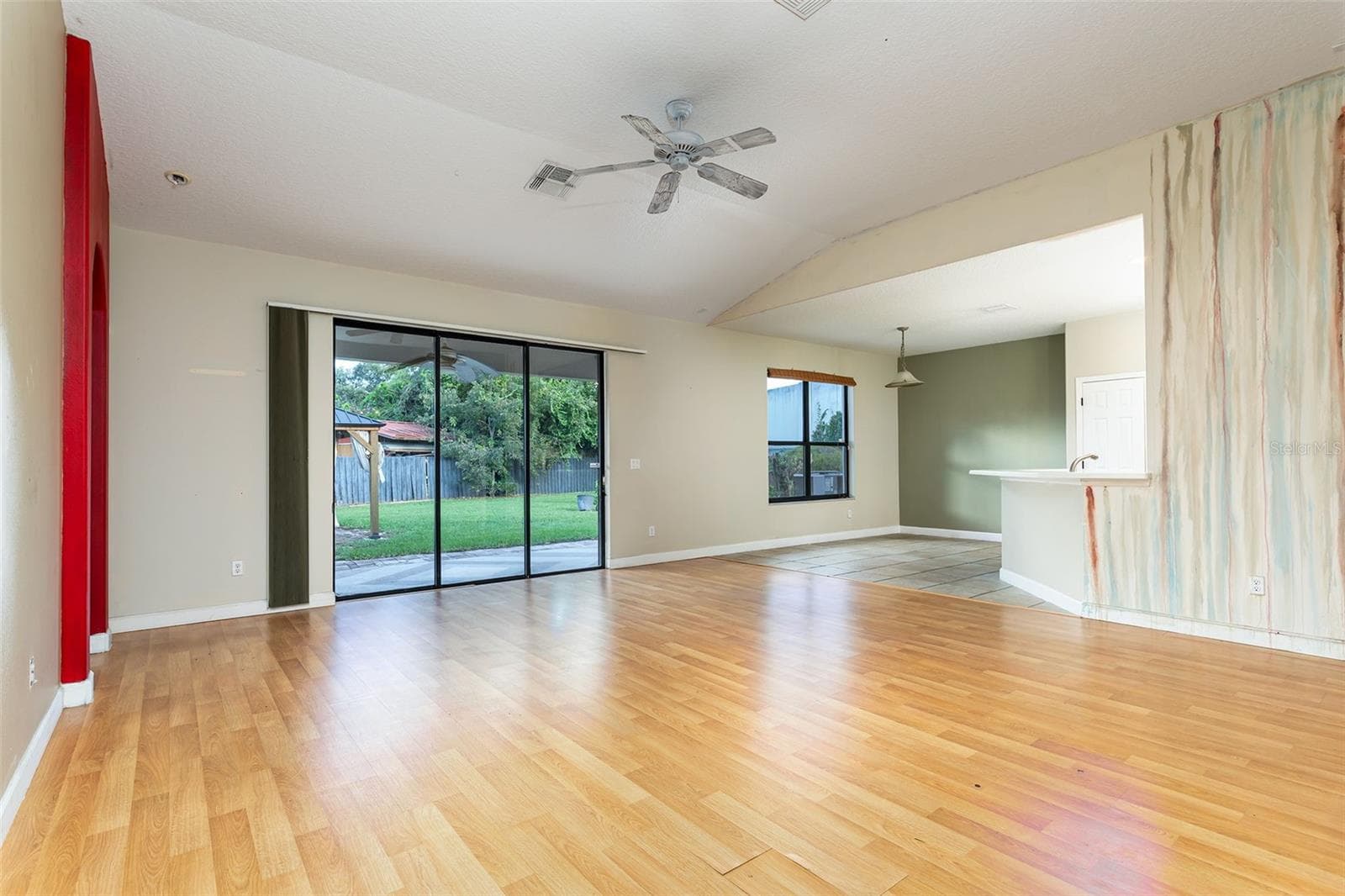 Open Main Living - 4302 CONROY CLUB DR, ORLANDO