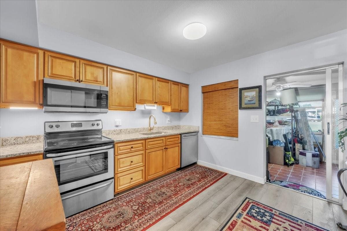 Condominium at 6645 1ST AVE N #102, ST PETERSBURG, photo 15 of 24