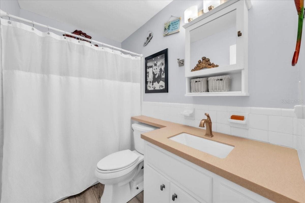 Condominium at 6645 1ST AVE N #102, ST PETERSBURG, photo 20 of 24