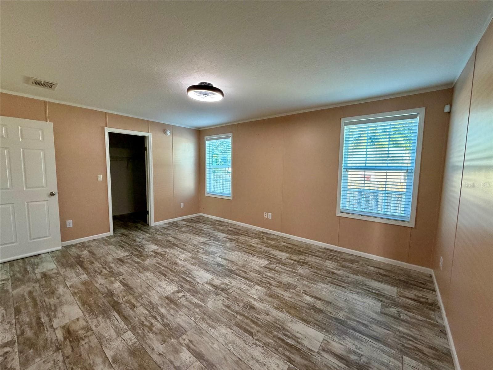 Single Family Residence at 755 RIDGEWOOD RD, WEST PALM BEACH, photo 4 of 26