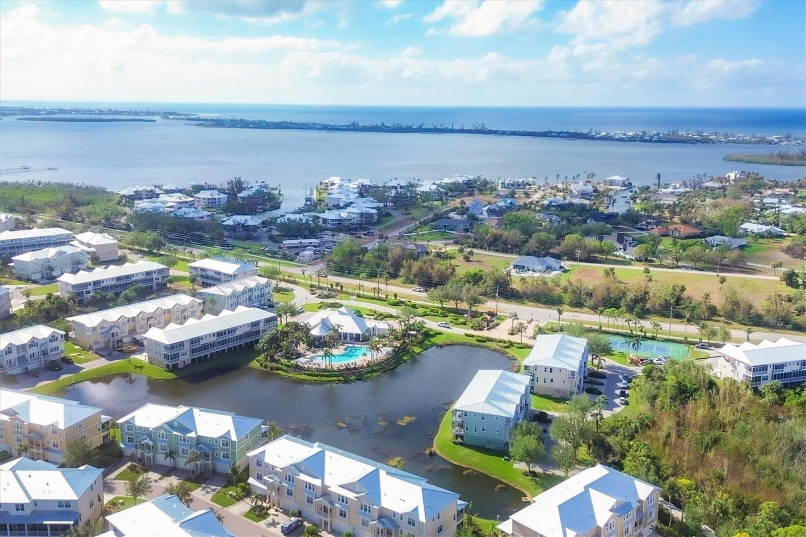 The Landings at Coral Creek is perfectly positioned closed to the Intracoastal & Gulf for boaters, fishermen and beach lovers - 10301 CORAL LANDINGS LN #5, PLACIDA
