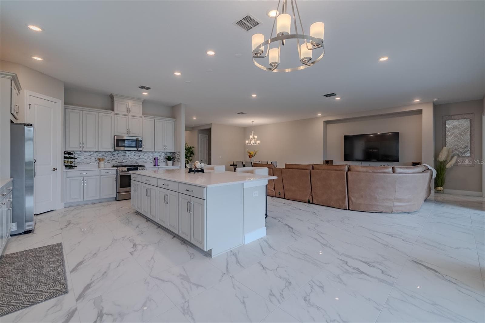 Single Family Residence at 4727 FRECCIA LOOP, WESLEY CHAPEL, photo 10 of 52