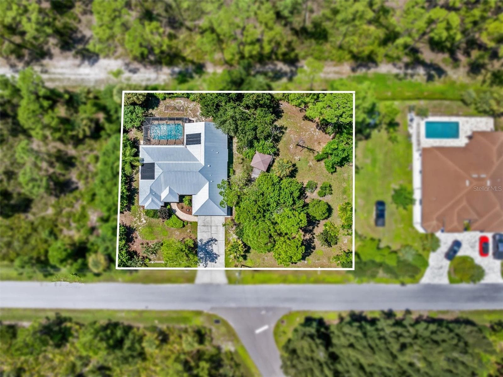 Single Family Residence at 572 TOLEDO RD, NORTH PORT, photo 2 of 50