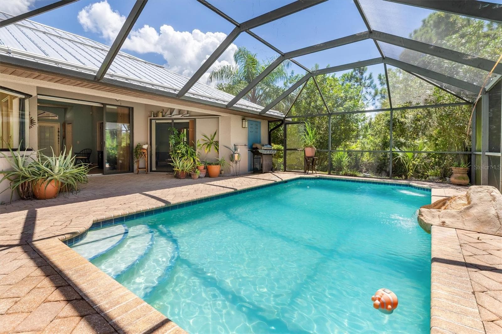 Single Family Residence at 572 TOLEDO RD, NORTH PORT, photo 3 of 50