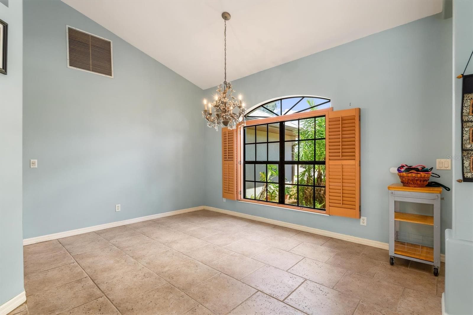 Single Family Residence at 572 TOLEDO RD, NORTH PORT, photo 11 of 50