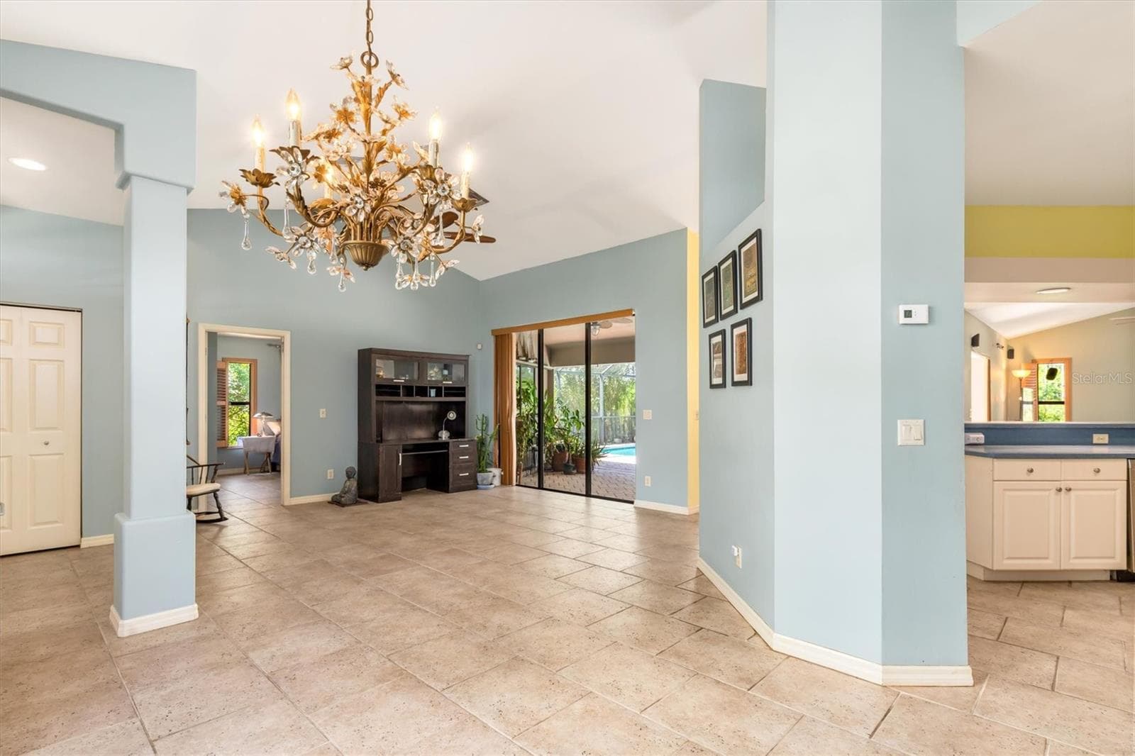Single Family Residence at 572 TOLEDO RD, NORTH PORT, photo 12 of 50