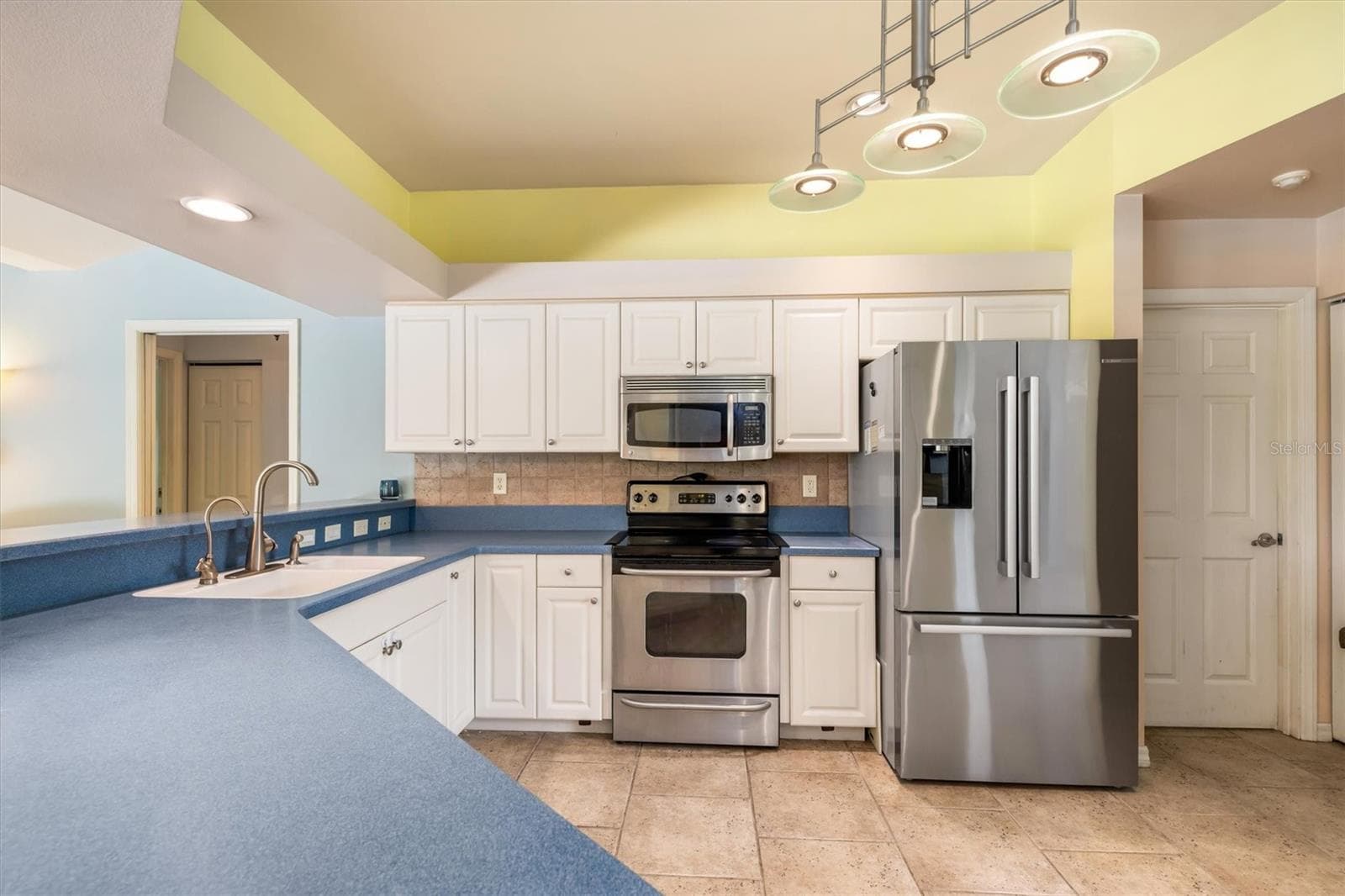 Single Family Residence at 572 TOLEDO RD, NORTH PORT, photo 15 of 50