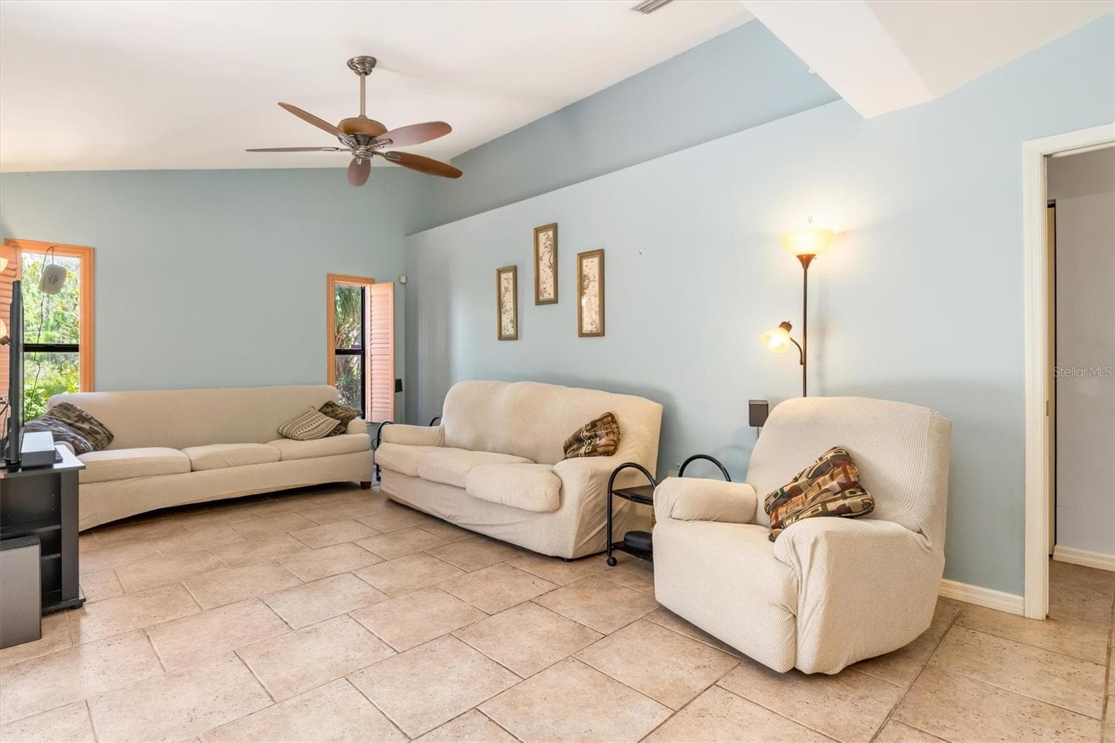 Single Family Residence at 572 TOLEDO RD, NORTH PORT, photo 17 of 50