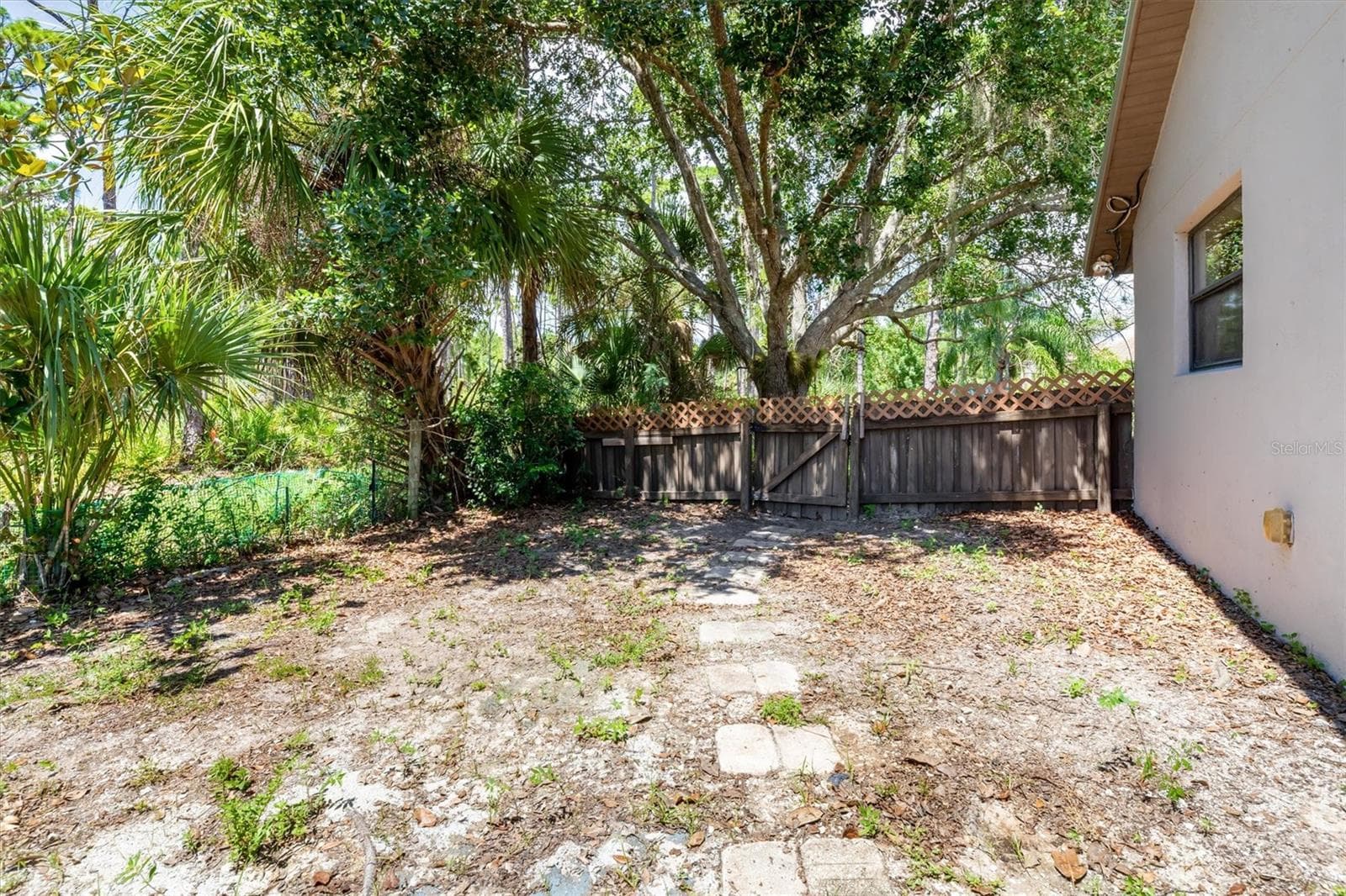 Single Family Residence at 572 TOLEDO RD, NORTH PORT, photo 39 of 50