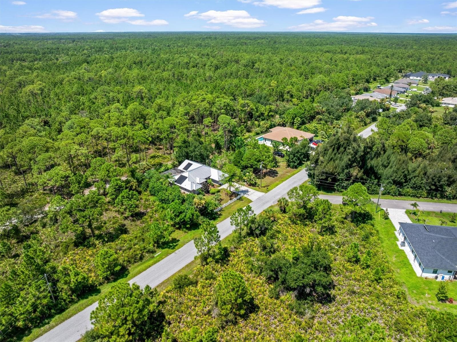 Single Family Residence at 572 TOLEDO RD, NORTH PORT, photo 43 of 50
