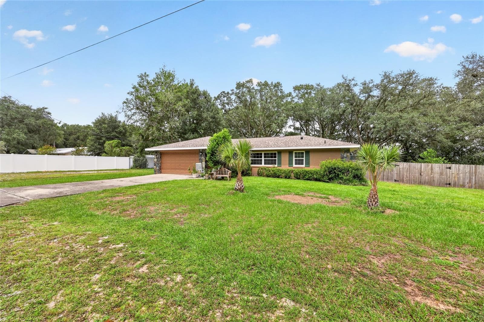 Single Family Residence at 19831 SW NIGHTINGALE DR, DUNNELLON, photo 6 of 56