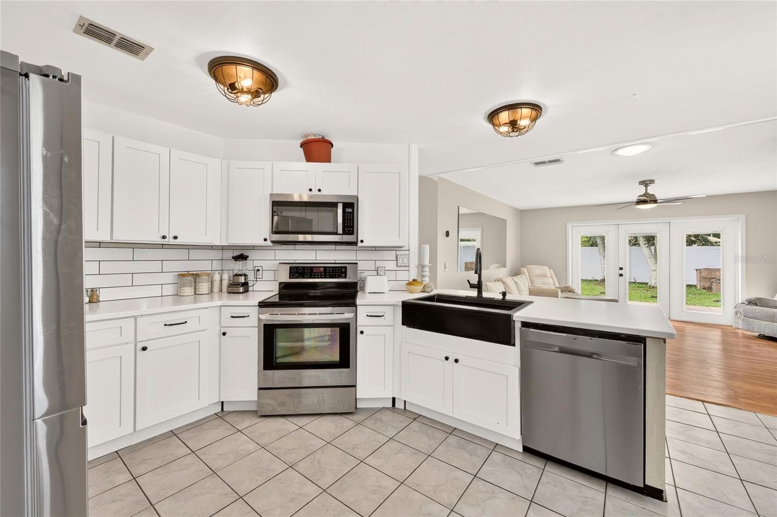 Single Family Residence at 19831 SW NIGHTINGALE DR, DUNNELLON, photo 20 of 56