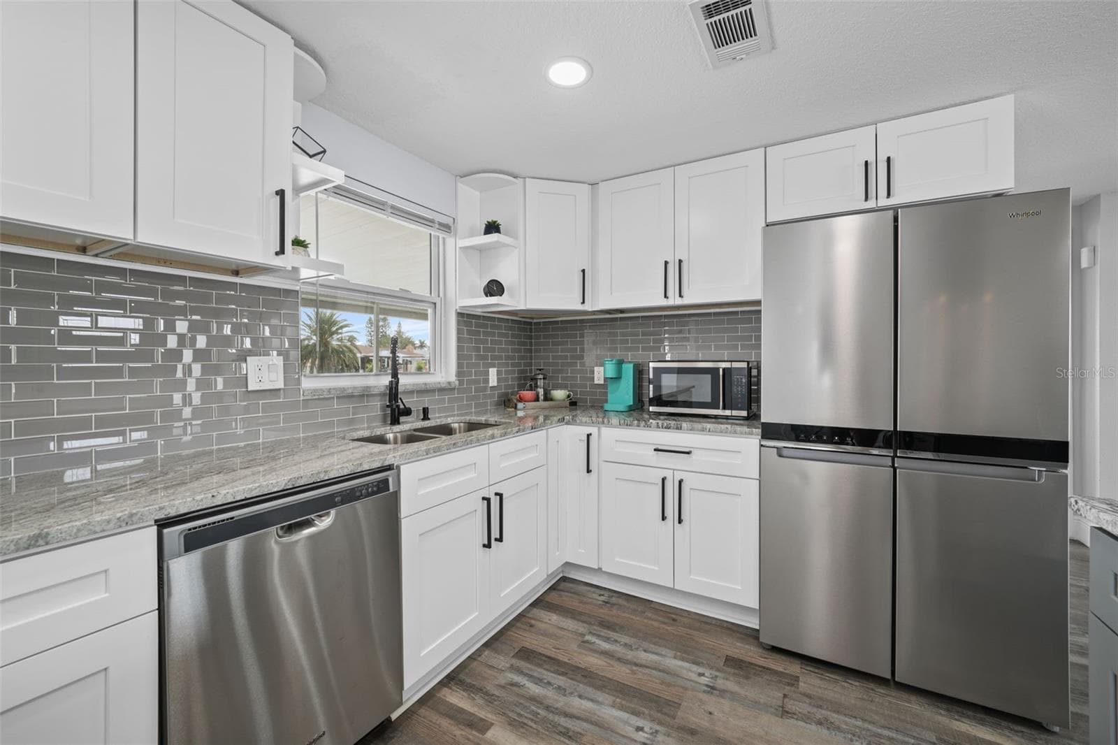 Single Family Residence at 13704 VERONICA DR, HUDSON, photo 11 of 49
