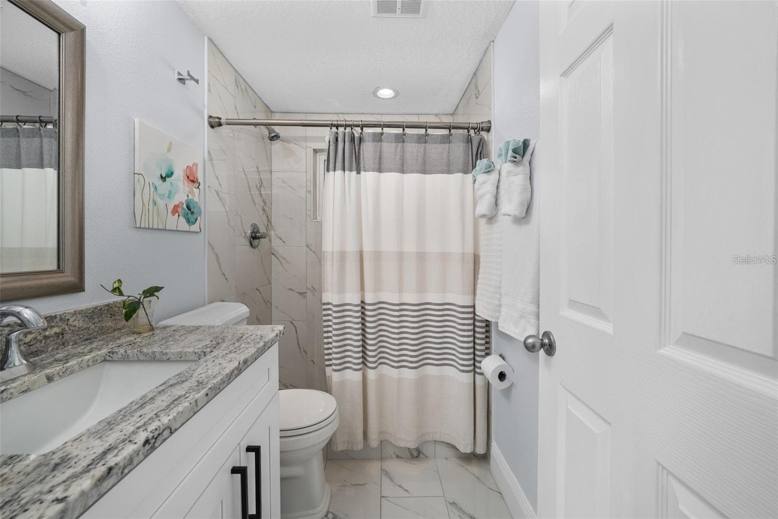 Single Family Residence at 13704 VERONICA DR, HUDSON, photo 20 of 49