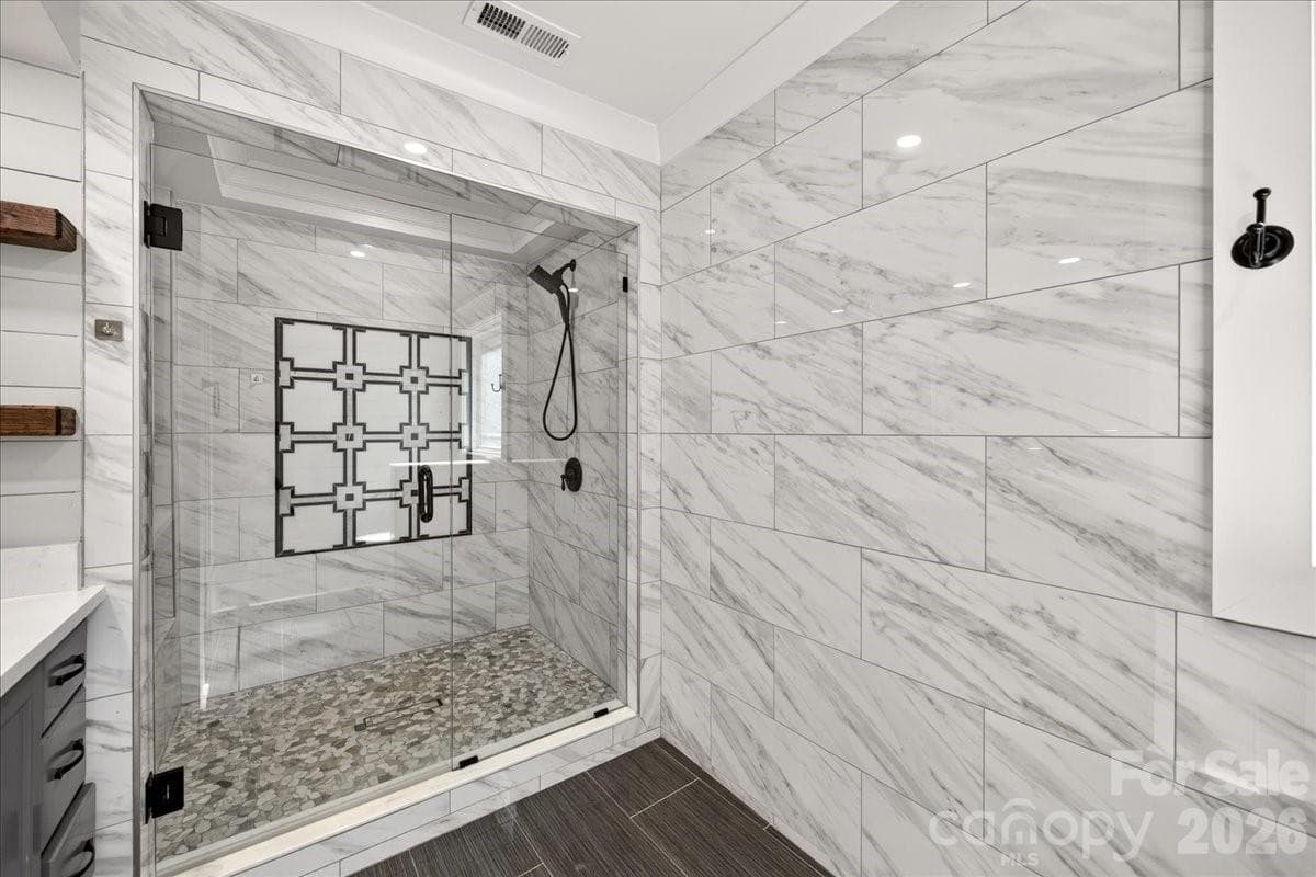 Single Family Residence at 2519 Matthews Mint Hill Road, Matthews, photo 23 of 44