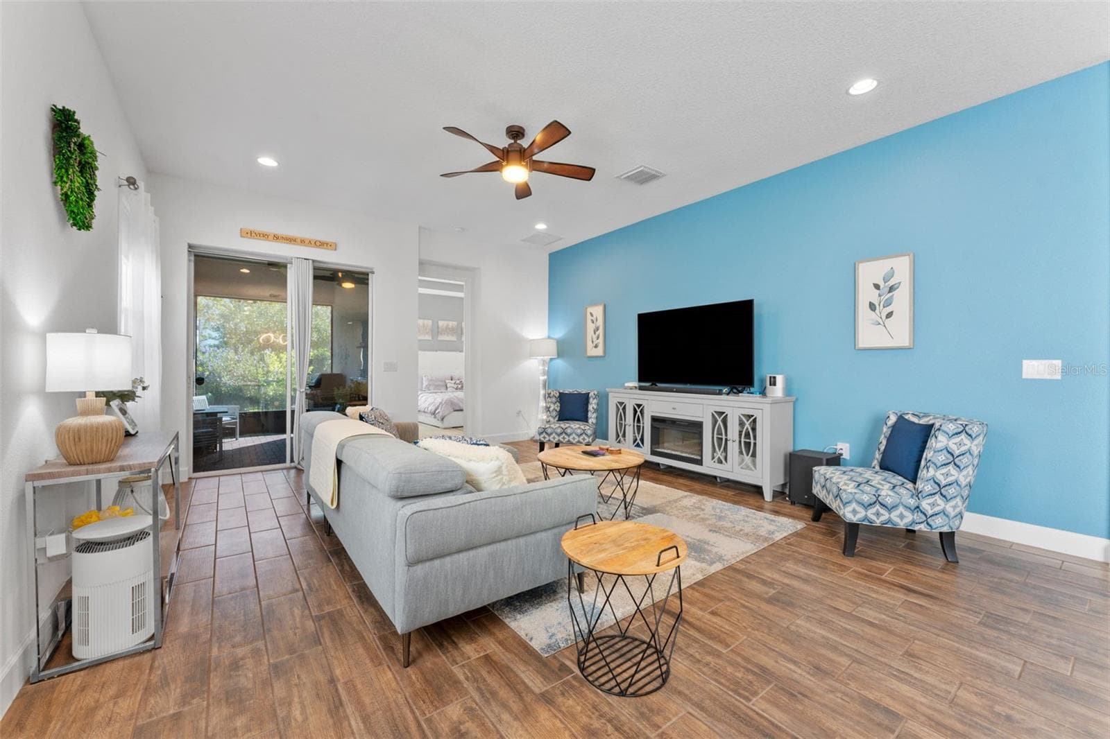 Single Family Residence at 5520 SILVER SUN DR, APOLLO BEACH, photo 4 of 69