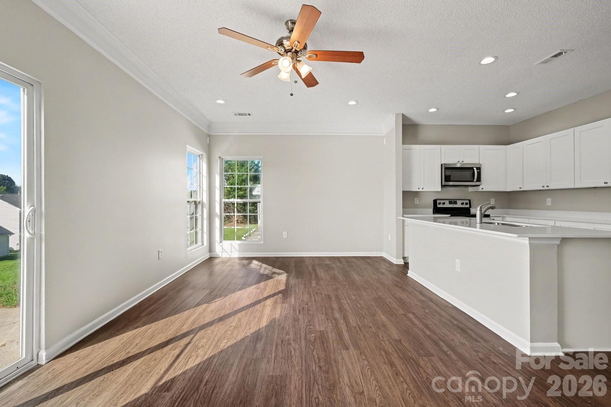 Single Family Residence at 8935 Hedge Maple Road, Charlotte, photo 11 of 22