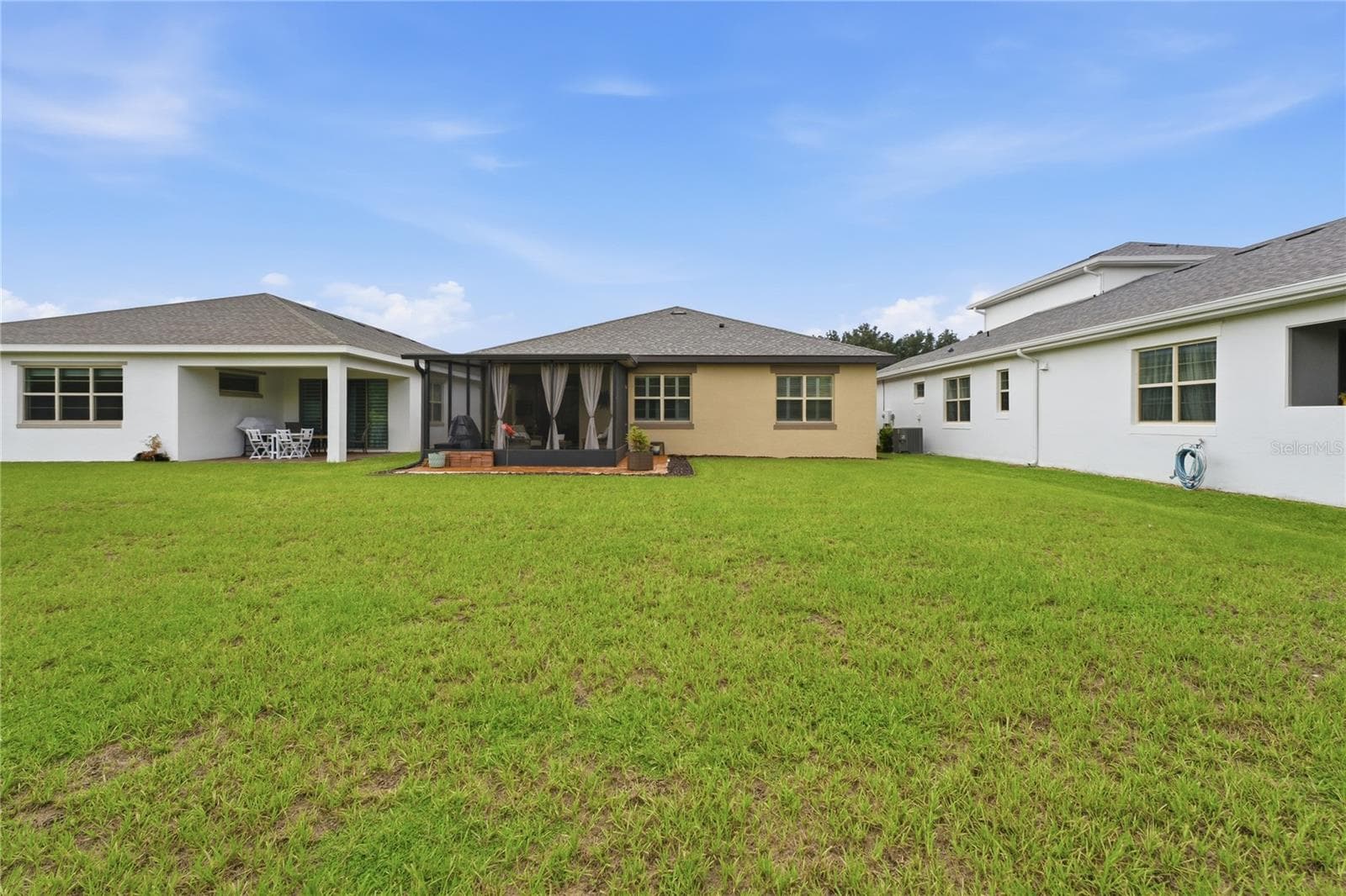 Single Family Residence at 7669 FIVE OAKS DR, HARMONY, photo 14 of 52